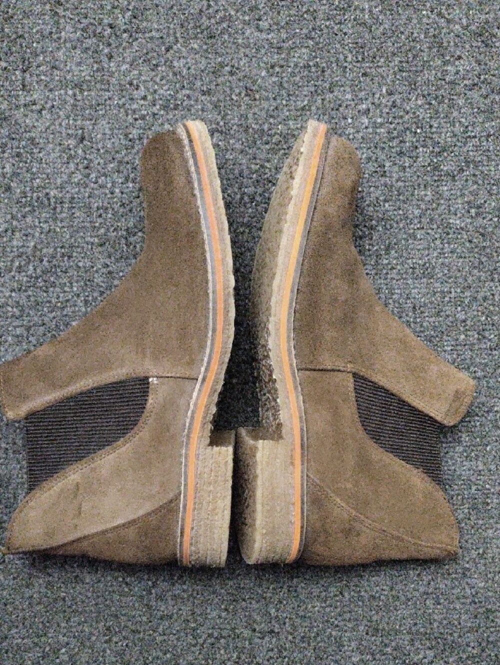 Bos. & Co. Brown Suede Chelsea Ankle Boots/ Booties - Picture 6 of 13